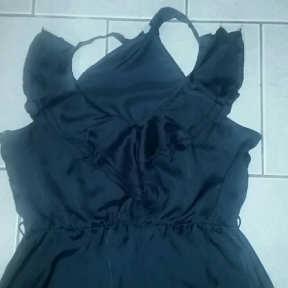 Black silky dress - Picture 2 of 3