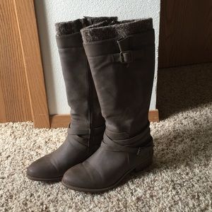 Boots, size 8