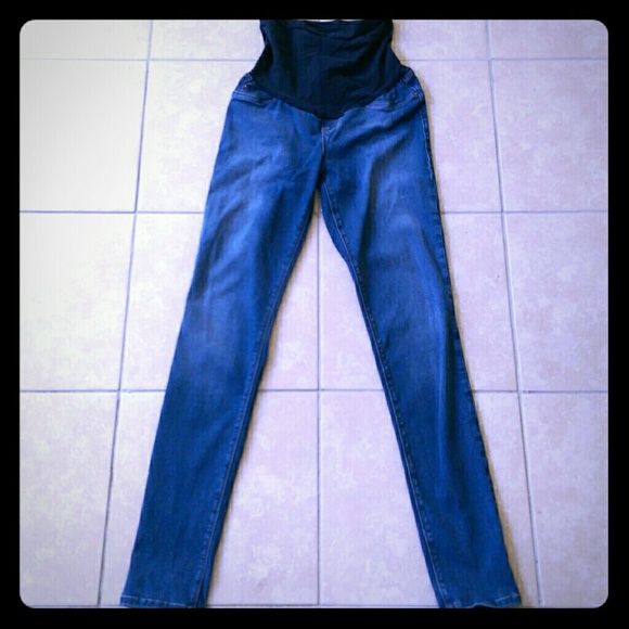 A Pea in the Pod Secret Fit Belly Skinny Jeans