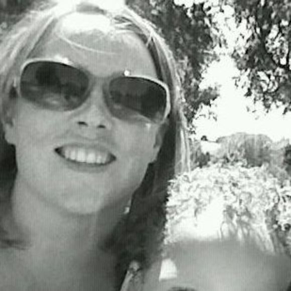 Meet your Posher, Heather - Picture 1 of 1