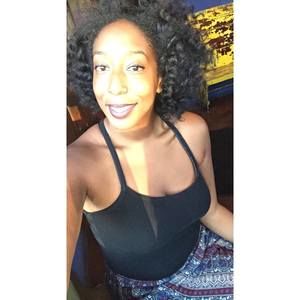 Meet your Posher, Mariama