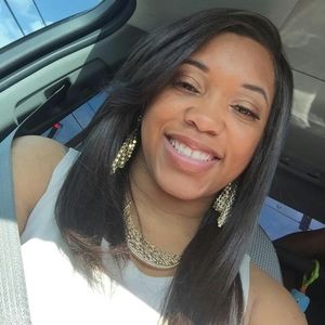 Meet your Posher, Deondra