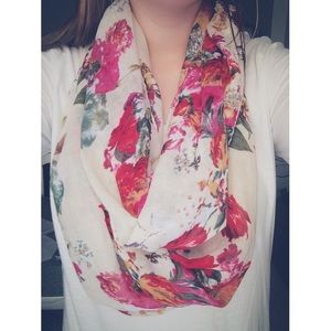 🍁🎃🍂Full Floral Fall Infinity Scarf🍂🍁