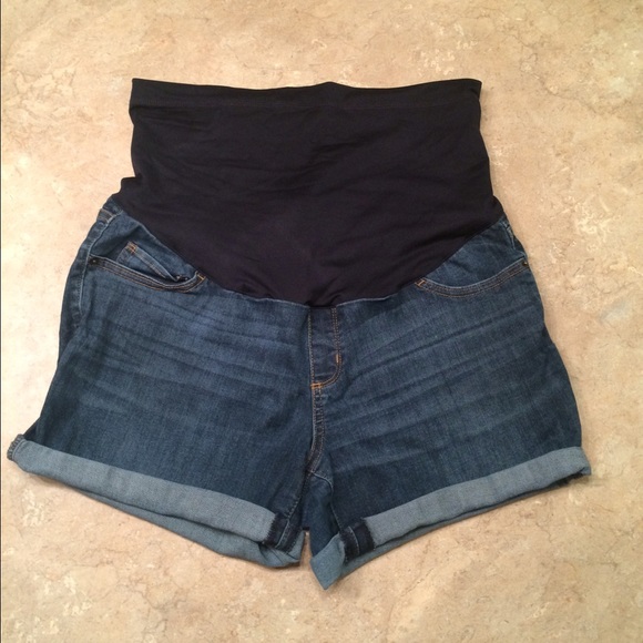 Liz Lange Maternity Jean Shorts