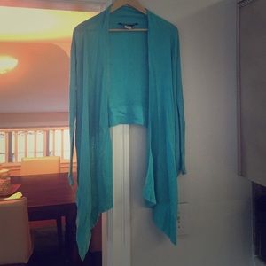 BCBG xs/s open chest sweater, turquoise