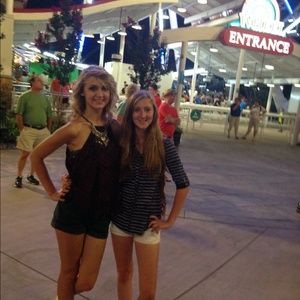 Meet your Posher, Cindy