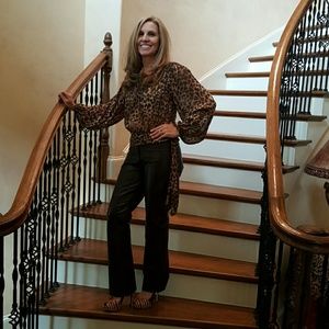 SIZE 4 GENUINE LEATHER CHOCOLATE BROWN PANTS SIZE 4 GENUINE LEATHER CHOCOLATE BROWN PANTS
