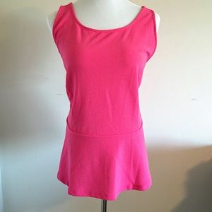 🎉SALE🎉 Ribbed peplum tank with back zip
