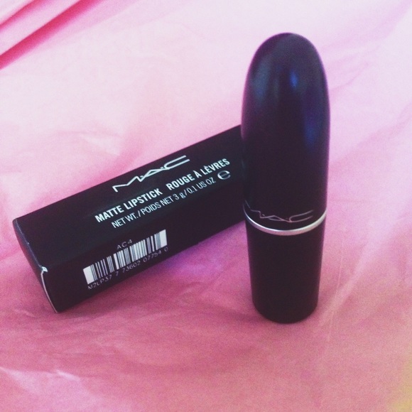 ✨MAC Angel Lipstick✨