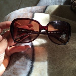 😎✨✨Ralph Lauren sunglasses✨✨😎