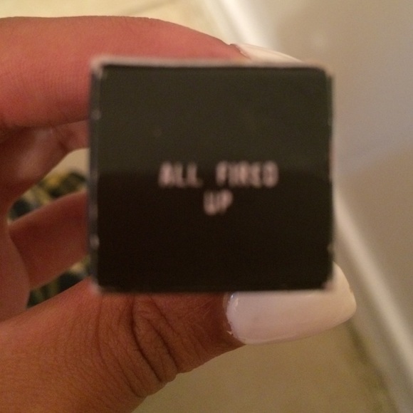 Mac Lipstick in the Color All Fired Up 💄 - Picture 4 of 4