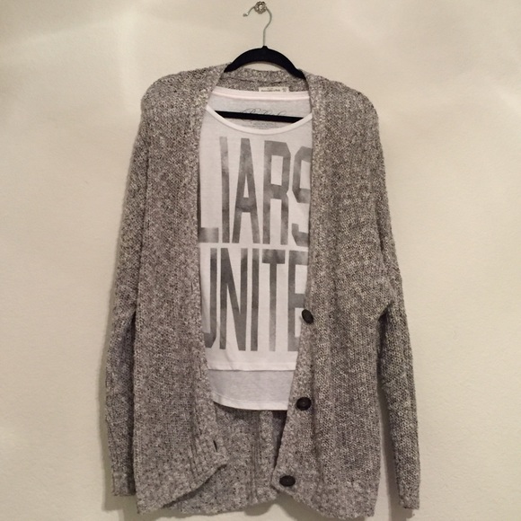 Pretty little liars tshirt