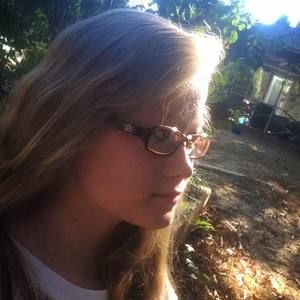 Meet your Posher, Lanier