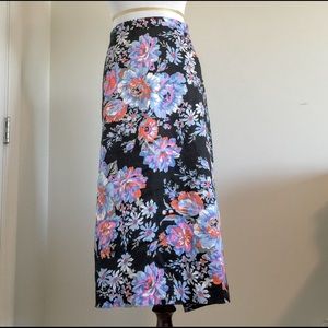 🎉SALE🎉 ASOSO Floral print pencil skirt