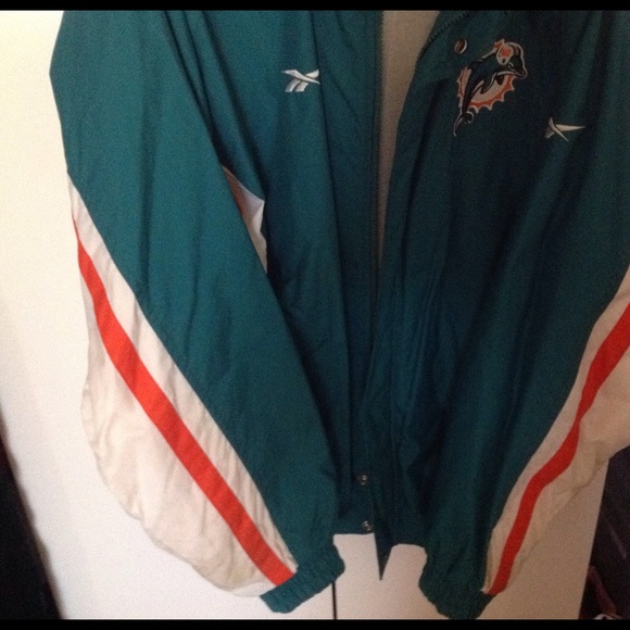 NFL PROLINE - Picture 2 of 4