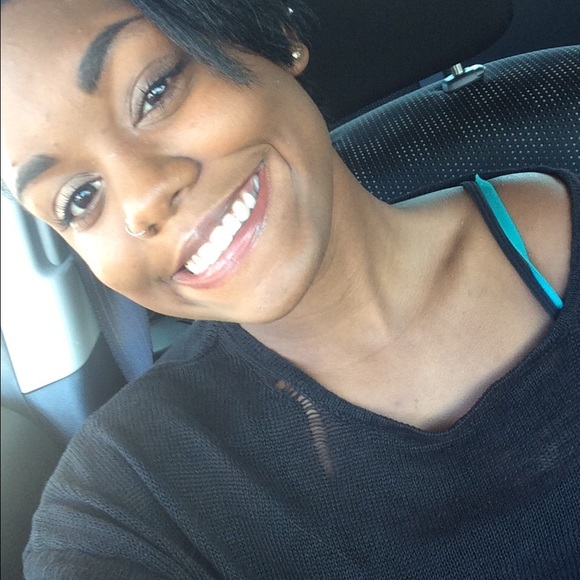 Meet your Posher, Kendra