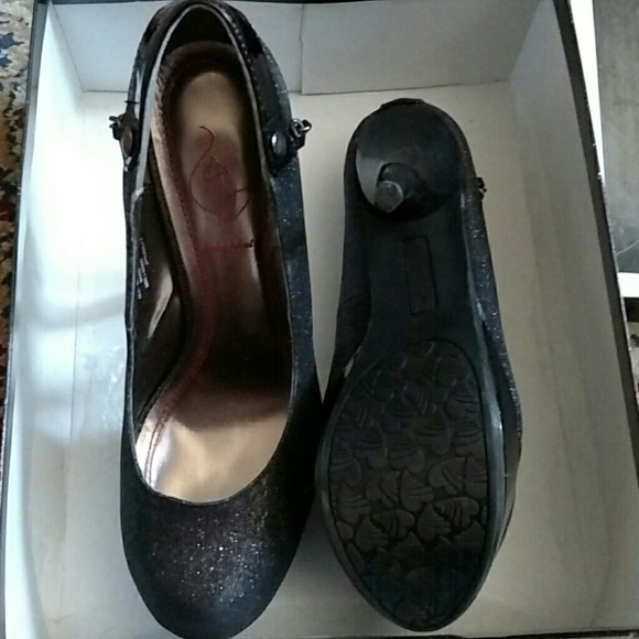 Baby Phat glitter heels - Picture 3 of 3