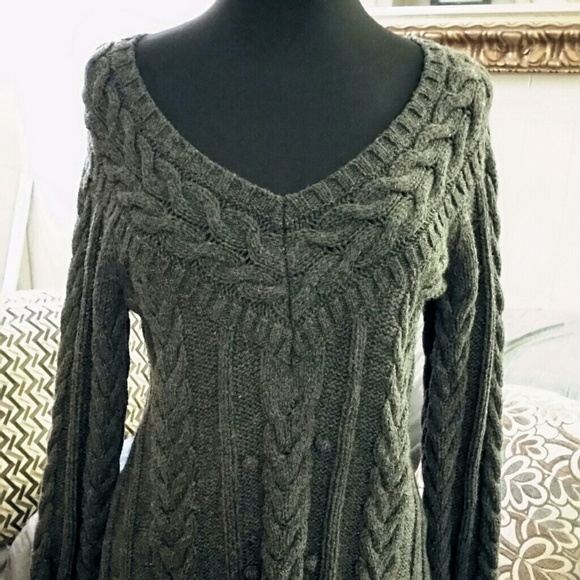 Old Navy Sweater