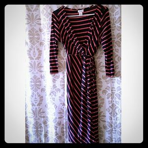 Motherhood Maternity wrap dress