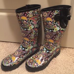 Brand new rain boots