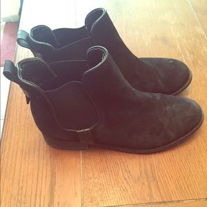Black Steven madden ankle booties