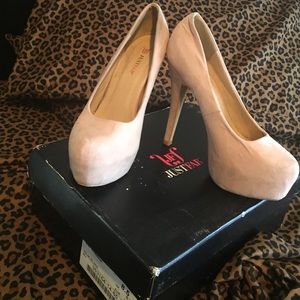 Heels Just Fab..Only wore these like 3x