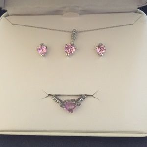 Pink sapphire jewelry set