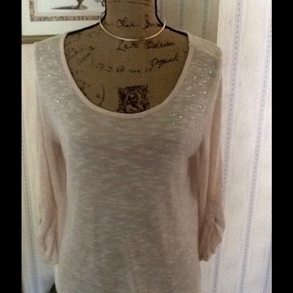 Hi-Low Tunic with 💎JEWELED💎shoulders - Picture 4 of 4