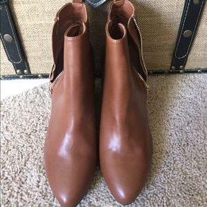 Brown Forever 21 booties