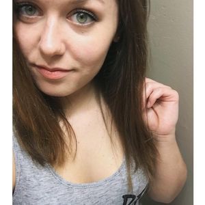 Meet your Posher, Courtney