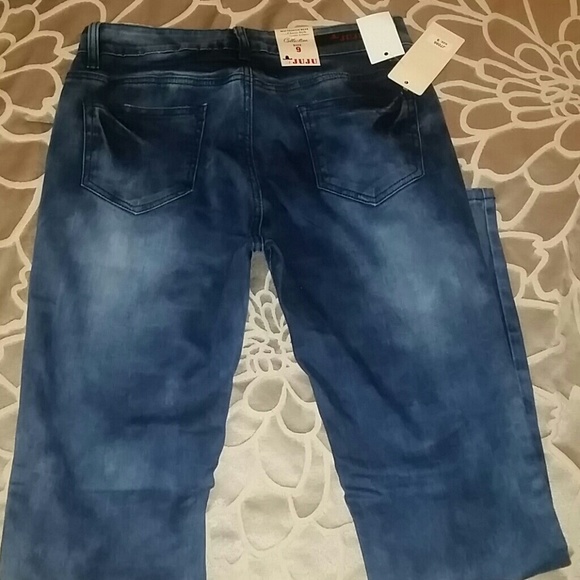 JuJu Jeans - Picture 2 of 2