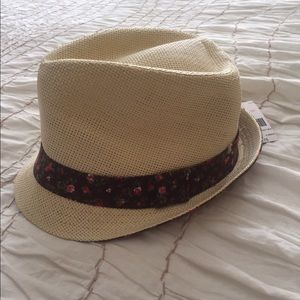 Darling hat
