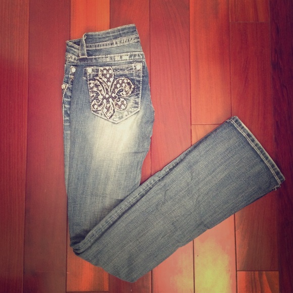 Miss Me jeans.
