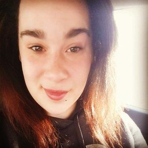 Meet your Posher, Devanie