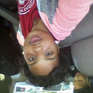 Meet your Posher, Shawna