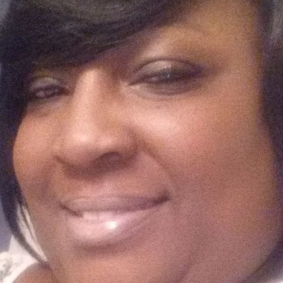 Meet your Posher, Rhonda - Picture 1 of 1