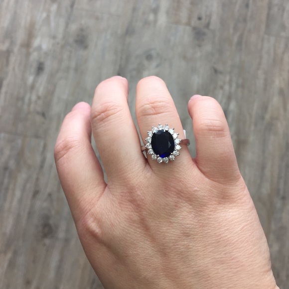 🆕 6ct Princess Diana/Kate Engagement Ring - Picture 4 of 4