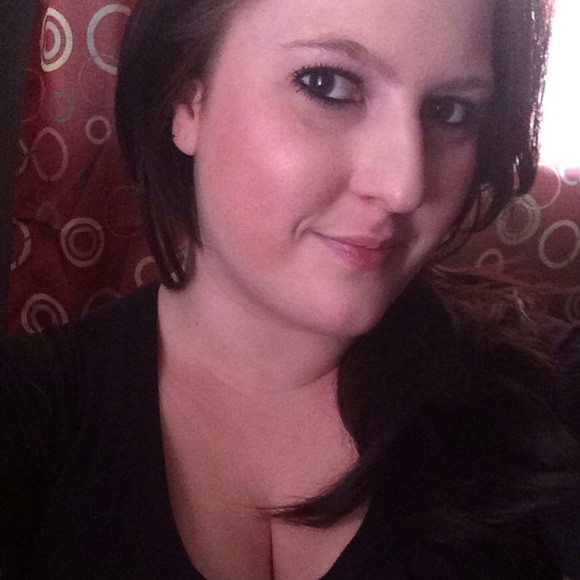 Meet your Posher, Candice