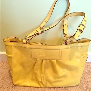 Coach shoulder tote