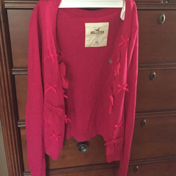 Hollister cardigan