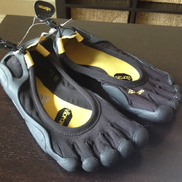 Vibrant Five Finger Shoes