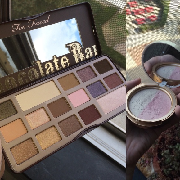 Too Faced Chocolate Bar eyeshadow palette + bonus