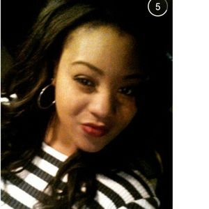 Meet your Posher, Simone