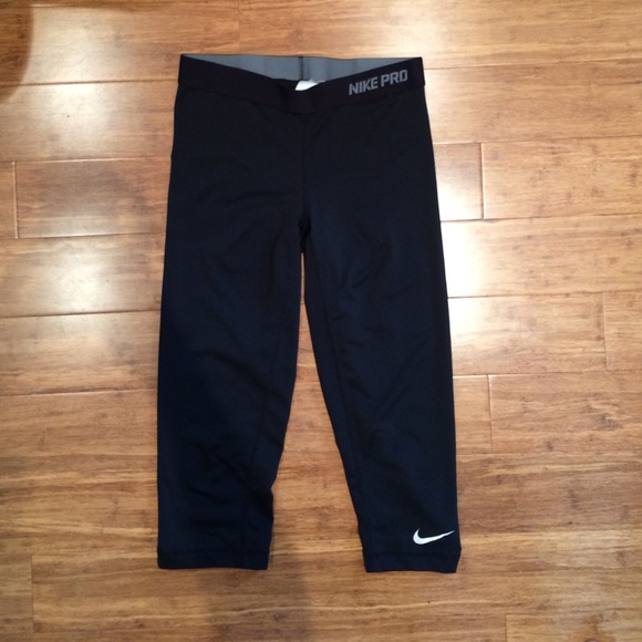 Nike Pro Dri-fit Cropped Leggings