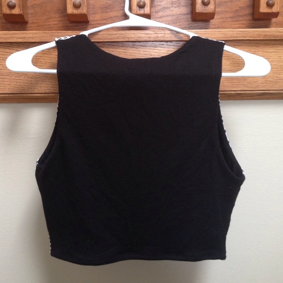 Black and white checkered print top - Picture 2 of 4