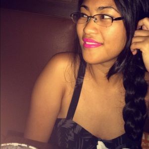 Meet your Posher, Juleine