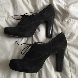Nine West black heels