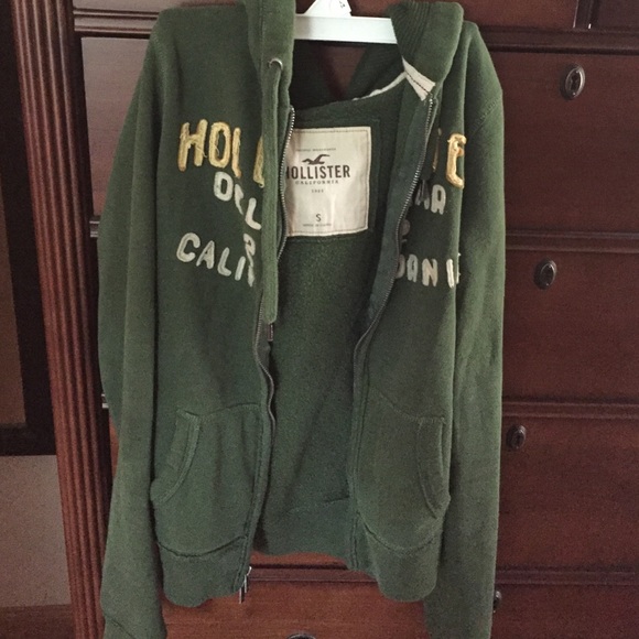 Hollister sweatshirt