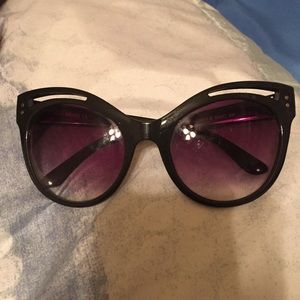 Retro cat eye shades