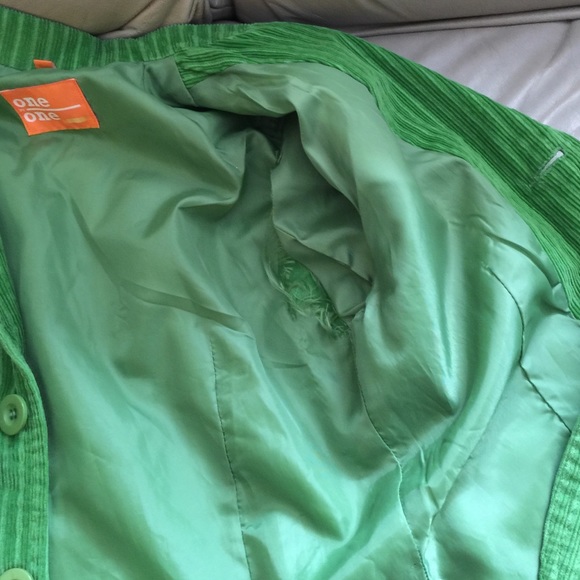 Cute jacket - Picture 3 of 4